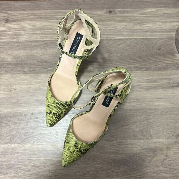 Shoedazzle Sophia & Lee Snake Skin April heels - Picture 4 of 9